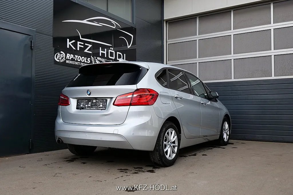 BMW 218d xDrive Active Tourer Advantage Aut. Image 2