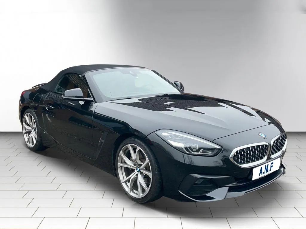 BMW Z4 sDrive20i Sport Image 1