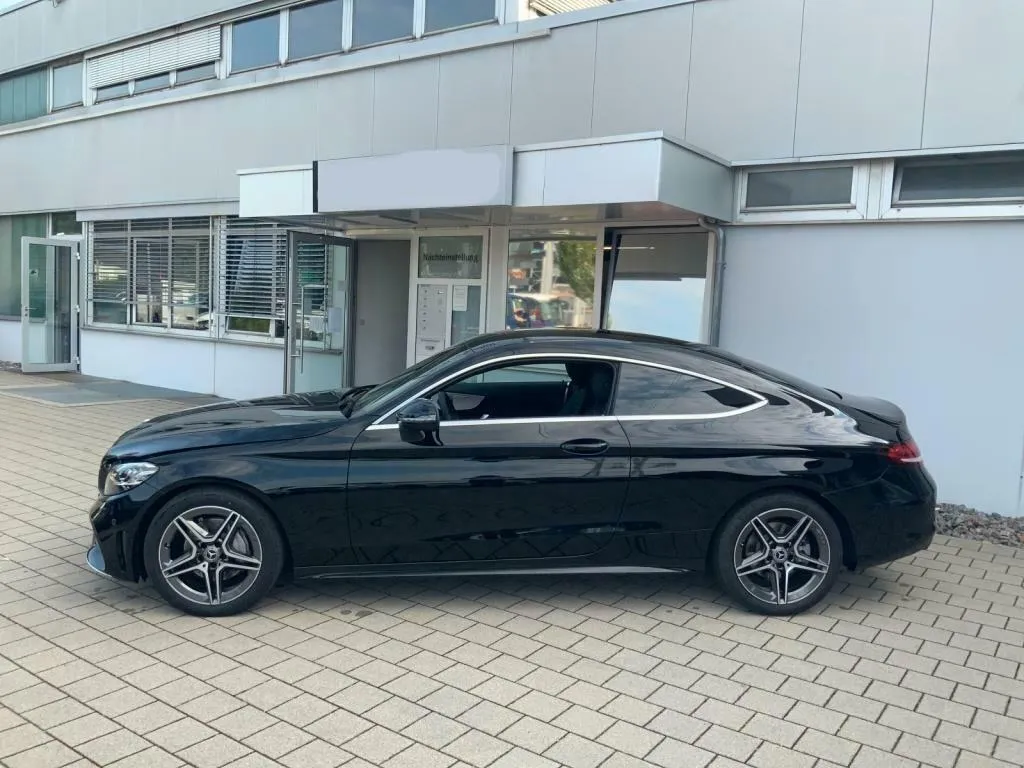 MERCEDES BENZ Classe C C 220 d Auto Coupé Premium Plus Image 3